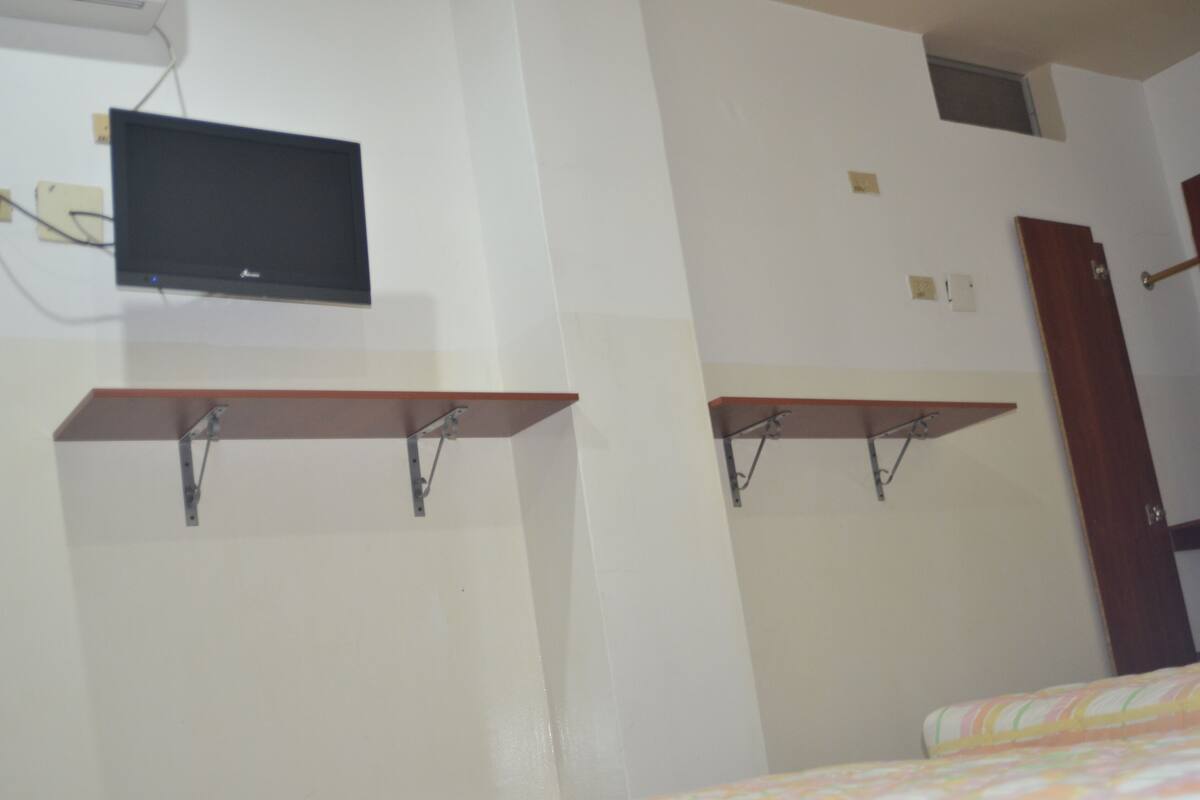 Caja de seguridad en la habitación, cortinas blackout y wifi gratis