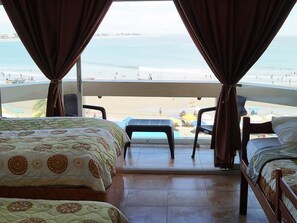 In-room safe, blackout curtains, free WiFi, wheelchair access - Hotel Paradise Beach (Playas)