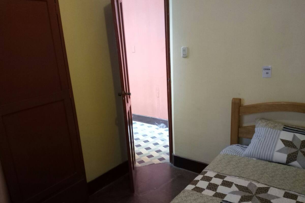 Single Room, 1 Twin Bed, Shared Bathroom | Iron/ironing board