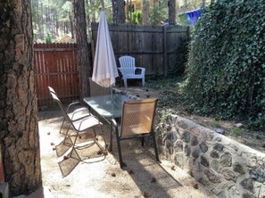 Standard Room | Terrace/patio