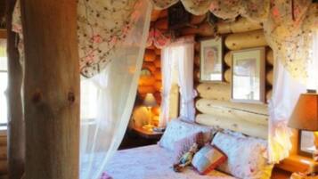 Standard Room | Iron/ironing board