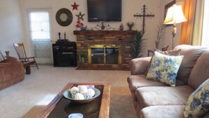Standard Room | Living room