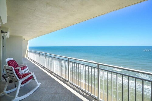 2003 Grand Coquina - 3 Bedroom 3 Bath - Luxury at its Finest