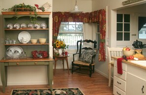 Habitación estándar | Cocina privada | Refrigerador y microondas 