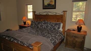 Standard Room | 4 bedrooms, desk, iron/ironing board, free WiFi