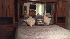 Standard Room | 3 bedrooms, iron/ironing board - Lakeview Retreat (Big Lake)