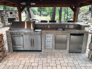 BBQ/picnic Area