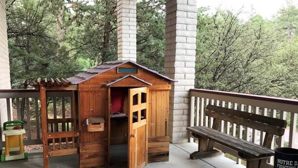 Standard Room | Terrace/patio - Sweet Retreat (Prescott)