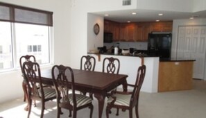 In-room dining - Southeast Corner Offering Great Ocean Views  705 Sanibel - 3 BR 3 BA (Daytona Beach Shores)
