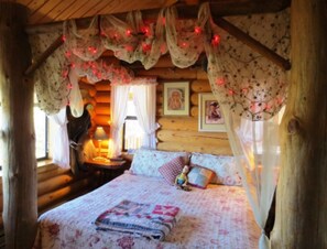 Standard Room | 4 bedrooms, desk, iron/ironing board, free WiFi - Log Cabin at Lynx Creek Farm (Prescott)