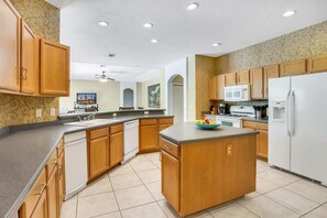 Standard Room | Private kitchen | Fridge, microwave, coffee/tea maker - Executive Home in Gated Community w/ Private Heated Pool & Spa (Tampa)