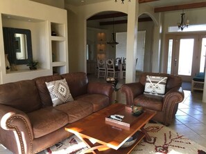 Standard Room | Living area | TV, DVD player