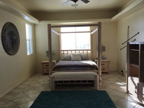 3 bedrooms, iron/ironing board, free WiFi - Laughlin Bullhead Home & Pool (Bullhead City)