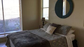 Standard Room | 3 bedrooms, iron/ironing board, free WiFi