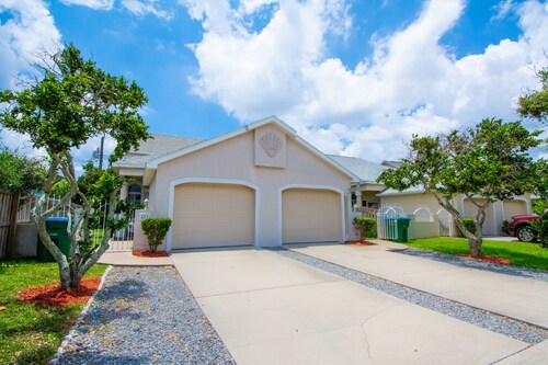 Cocoa Beach Vacation Rentals - Furnished Vacation Houses
