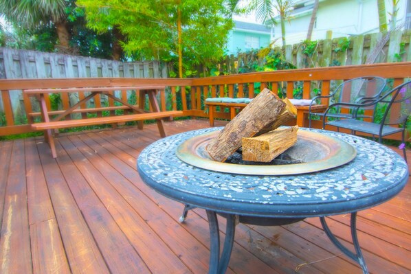 Terrace/patio - Cocoa Beach Vacation Rentals - Furnished Vacation Houses (Cape Canaveral)