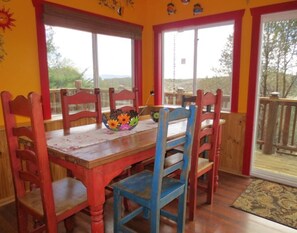 Standard Room | In-room dining