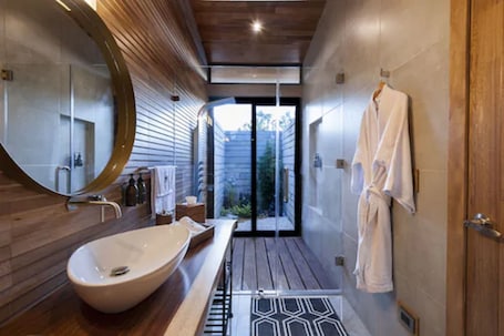 Family Villa, Multiple Beds, Non Smoking | Bathroom. Koanze Luxury Hotel & Spa