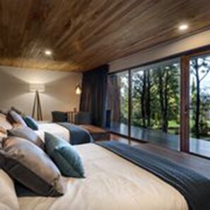 Comfort suite, 2 tweepersoonsbedden, niet-roken | Lakens van Egyptisch katoen, luxe beddengoed, donsdekens