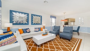 Standard Room | Living room
