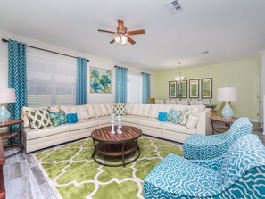 Standard-huone | Olohuone | Televisio, DVD-soitin