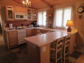 Standard Room | Private kitchen - Rock House (Prescott)
