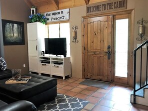 Standard Room | Living room
