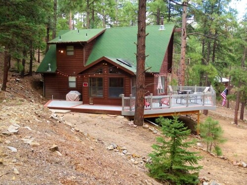 Cool Pines Cabin