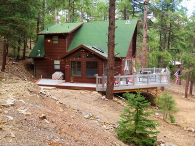 Cool Pines Cabin