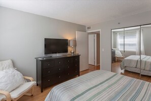 Standard Room | Iron/ironing board