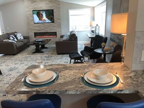 Living area - Ehmann House (Olcott)