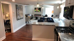 Standard Room | Living area