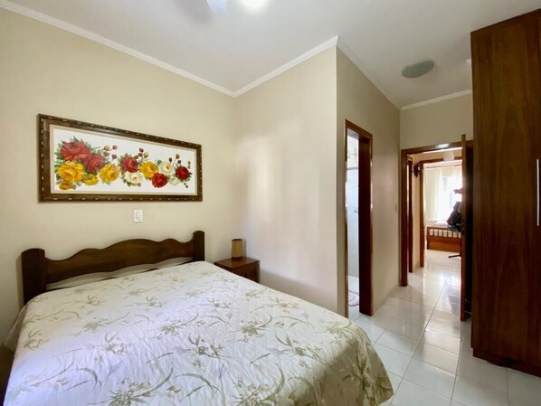 3 Schlafzimmer, Bügeleisen/Bügelbrett, WLAN, Bettwäsche