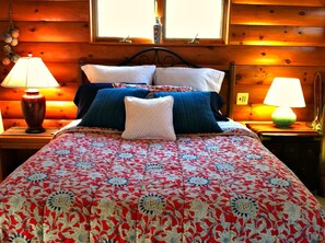 4 室のベッドルーム、デスク、アイロン / アイロン台、WiFi