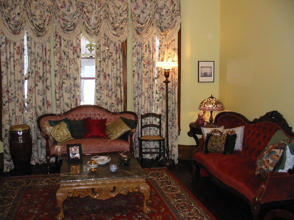 Catskills Victorian With Fireplace & Mountain Views For Skiing, Fishing & Hiking - Hudson Valley, NY