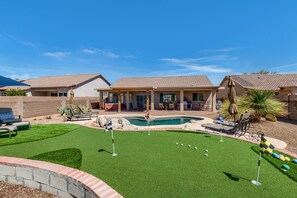Exterior - Blue Wolff Resort - 3 br/d ba private pool, spa near dining, hiking, golf! (Tucson)