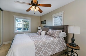 4 Schlafzimmer, Bügeleisen/Bügelbrett, WLAN, Bettwäsche