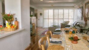 Dining - Barefoot, 7/44 Marine Drive - Fabulous Fingal Bay (Fingal Bay)