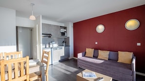 TV - Apart 5 pers • Pied des pistes • Jacuzzi & piscine (FLAINE)