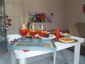 Dining - Dream house, villa on the seafront of Campofelice di Roccella 10 km from Cefalù (Solfarelli)