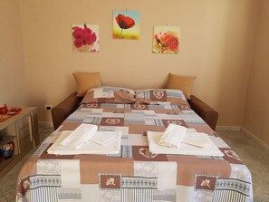 Iron/ironing board, free WiFi, bed sheets - Dream house, villa on the seafront of Campofelice di Roccella 10 km from Cefalù (Solfarelli)