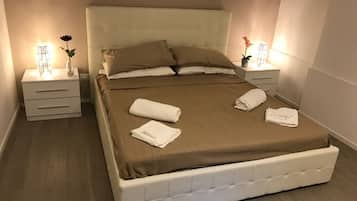 2 bedrooms, travel crib, WiFi, bed sheets