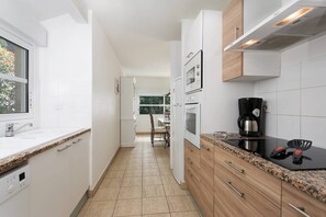 Fridge, microwave, oven, stovetop - Magnifique Villa à 2km de la plage (Moliets)