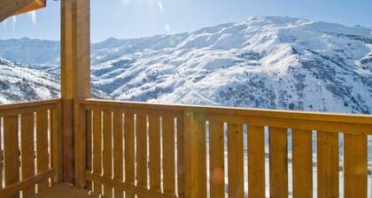 Joli Appart à 50m des Piste, Terrasse / Balkon + Küche Privée