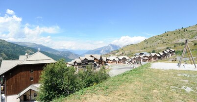 Joli Appart à 50m des pistes, terrasse / balcon + cuisine privée