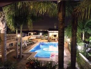 Utomhuspool