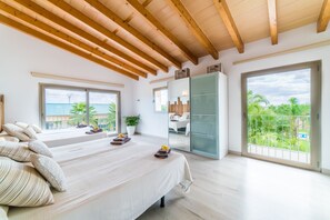 4 soveværelser, strygejern/strygebræt, gratis Wi-Fi, sengetøj