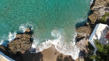 Beach nearby, beach towels