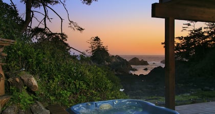OCEANFRONT PROPERTY - Black Rock Beach House