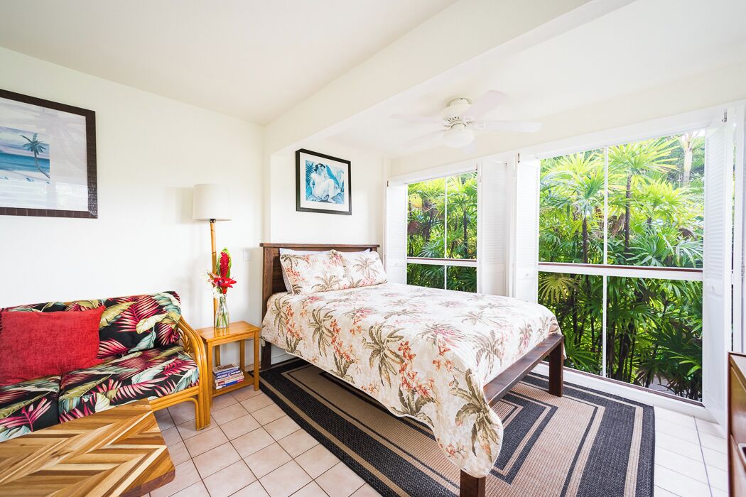 In-room safe, iron/ironing board, WiFi, bed sheets